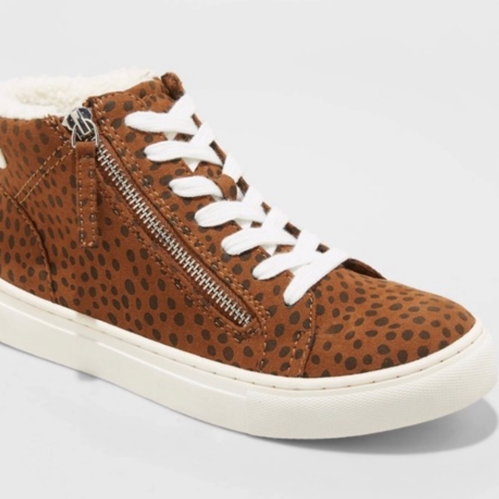 Universal Thread Leopard Print Faux Sherpa Lined High Top Sneaker